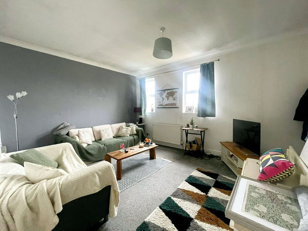 Property photo 1 of 7 Image