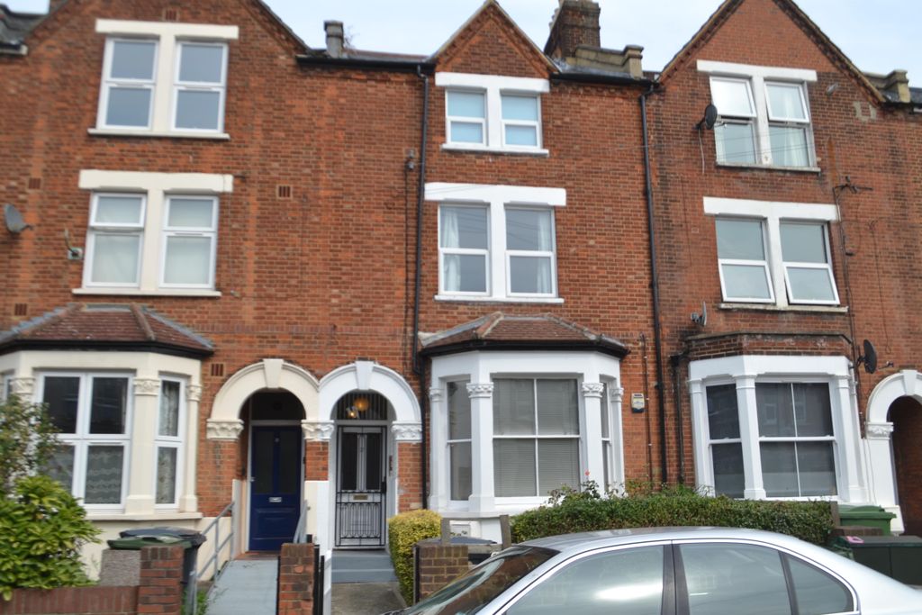 Property photo 1 of 6