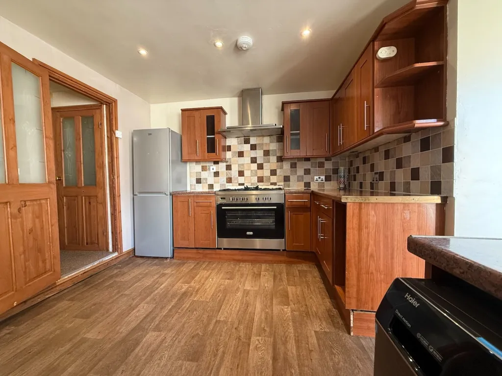 Pearl Street, Splott CF24 - View 6