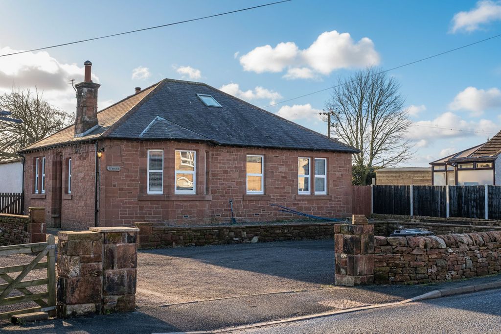 Property photo 1 of 28