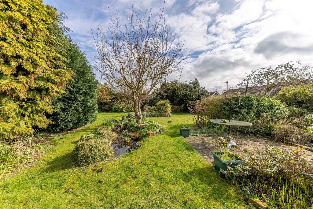 Property photo 2 of 20 Rear Garden