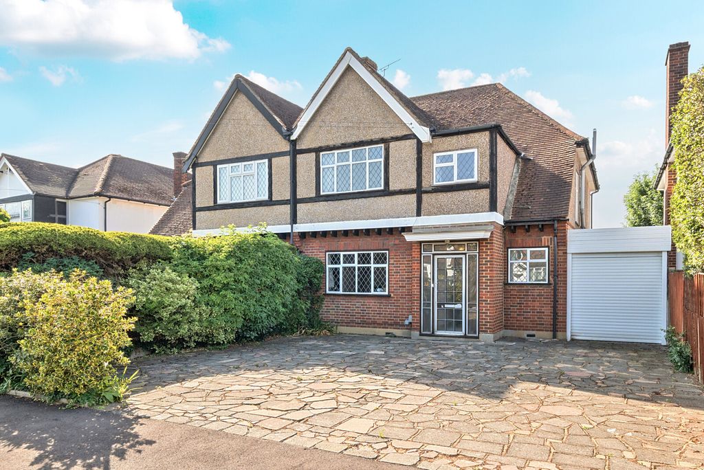 Property photo 1 of 18 1-6A3d16E854F57-1...