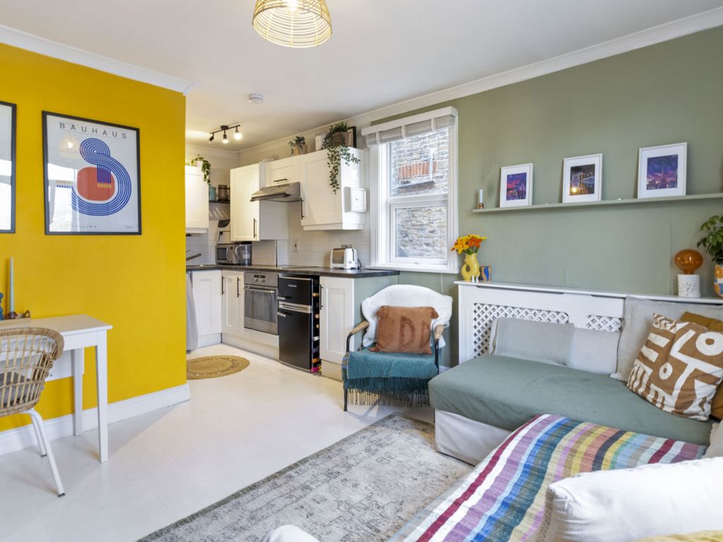 Property photo 3 of 7