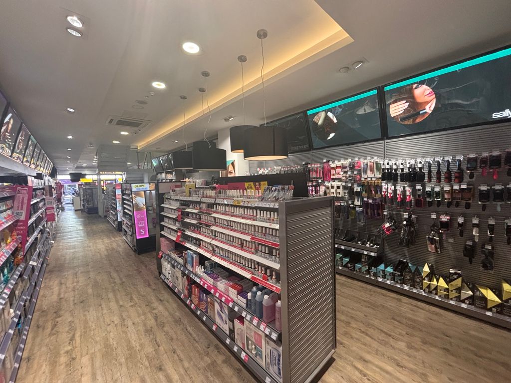 Property photo 1 of 14 Picture No. 04