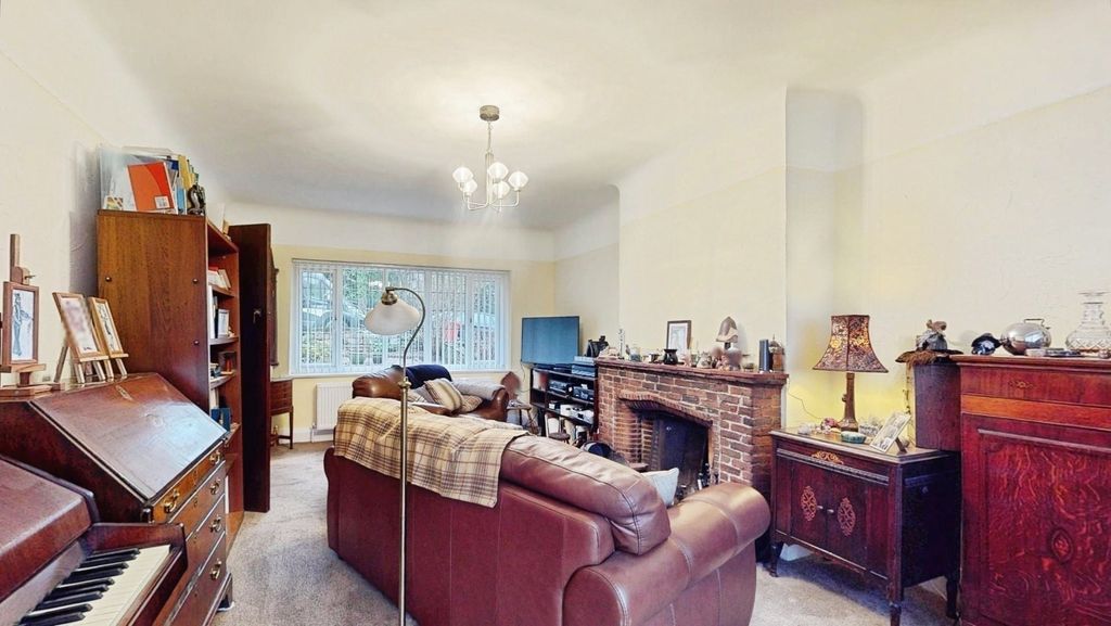 Property photo 2 of 15 Pbox-Img.Jpg