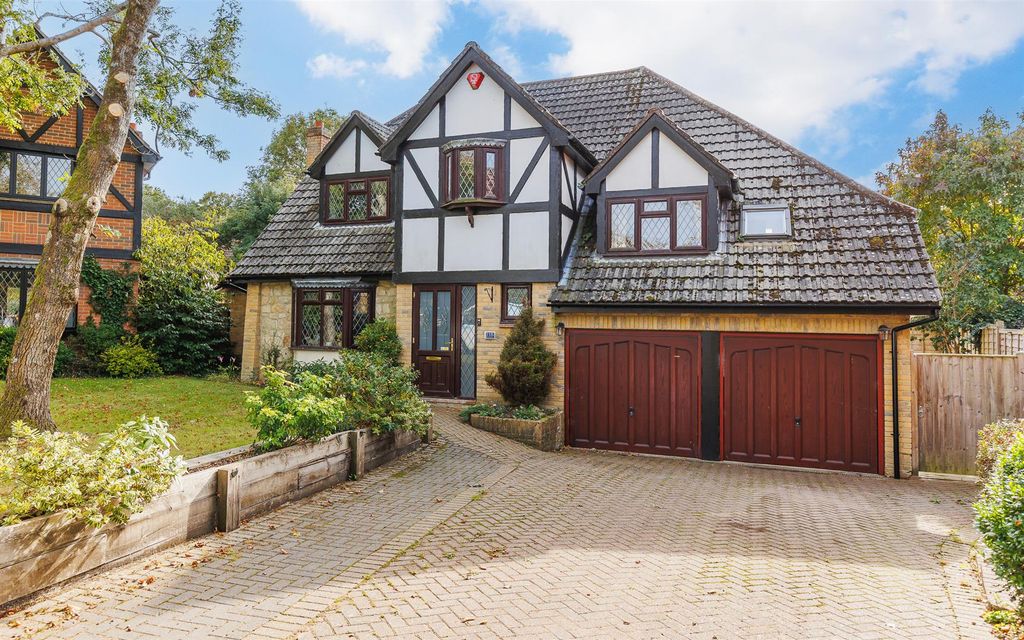 Property photo 1 of 33