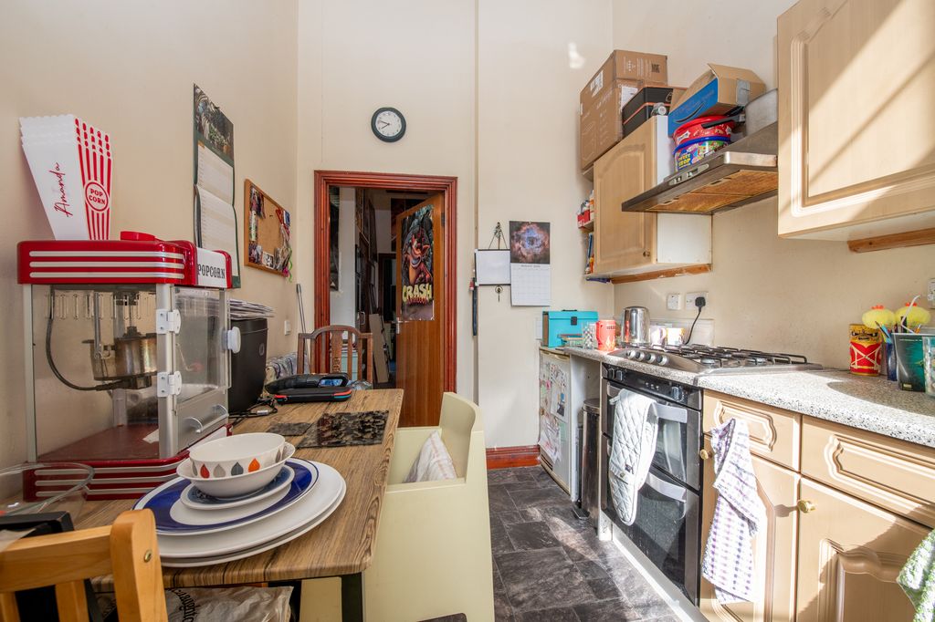 Additional image 4 of 2 bed flat for saleKirkside Court, Leven KY8
