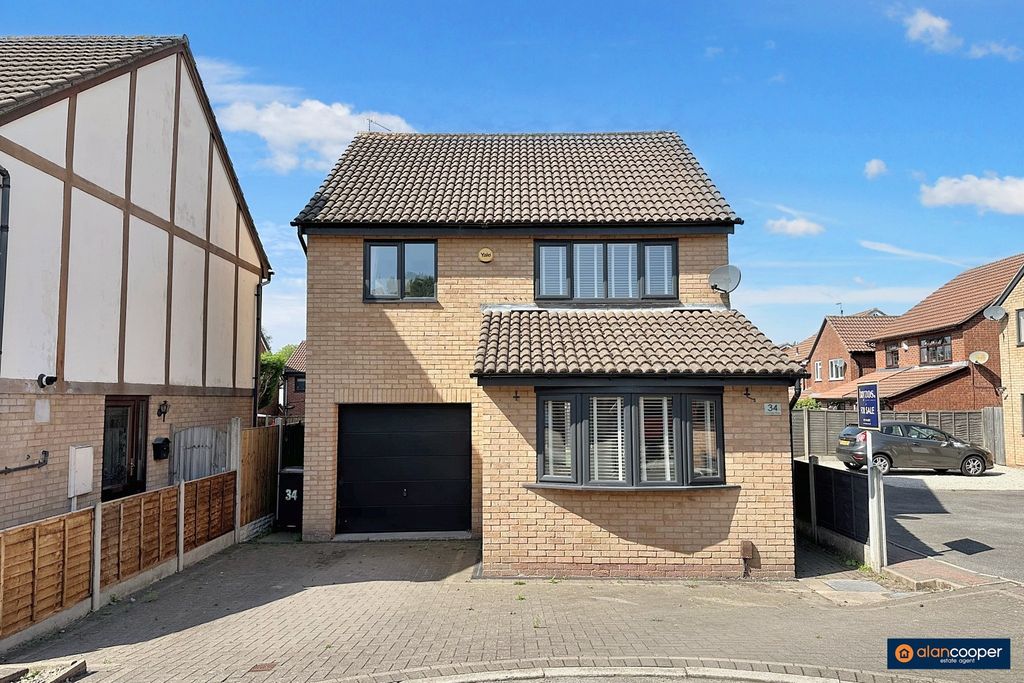 Property photo 1 of 18 4486930