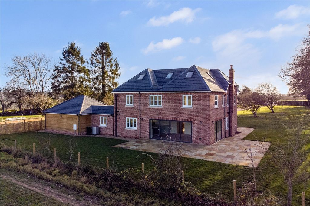 Property photo 2 of 41 Picture No. 06