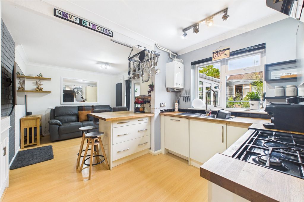 Property photo 3 of 16 Picture No. 04