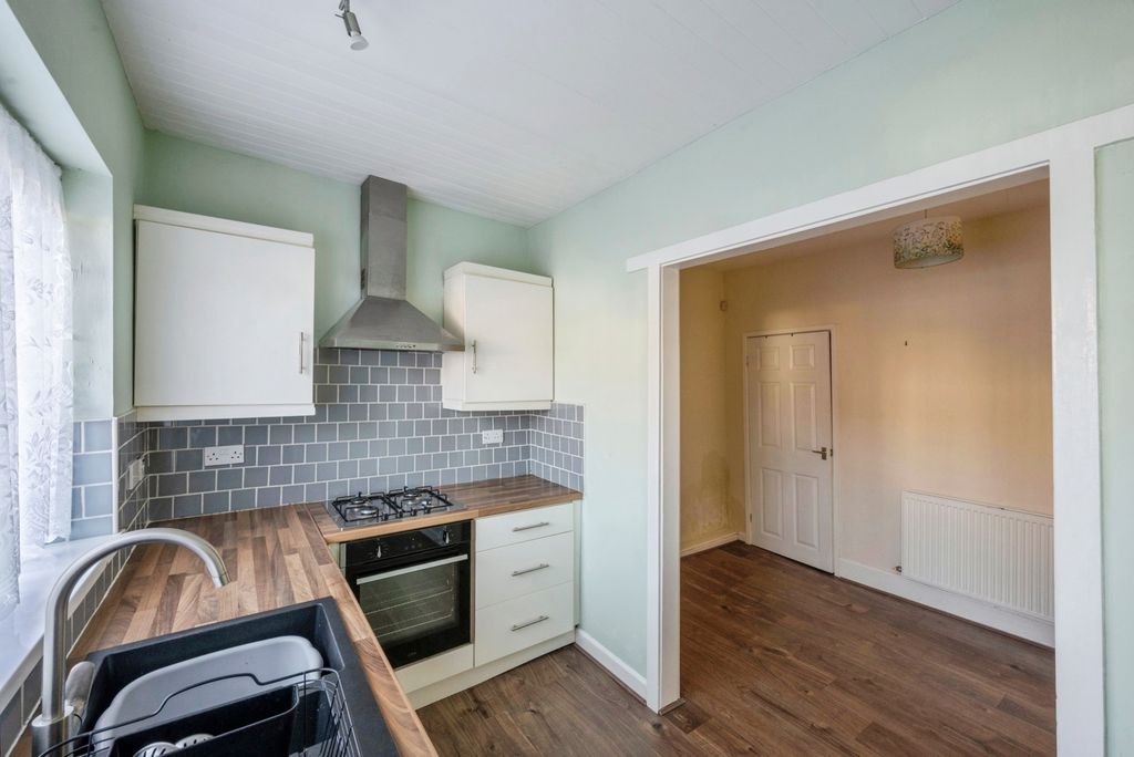 Property photo 3 of 19 Pbox-Img.Jpg