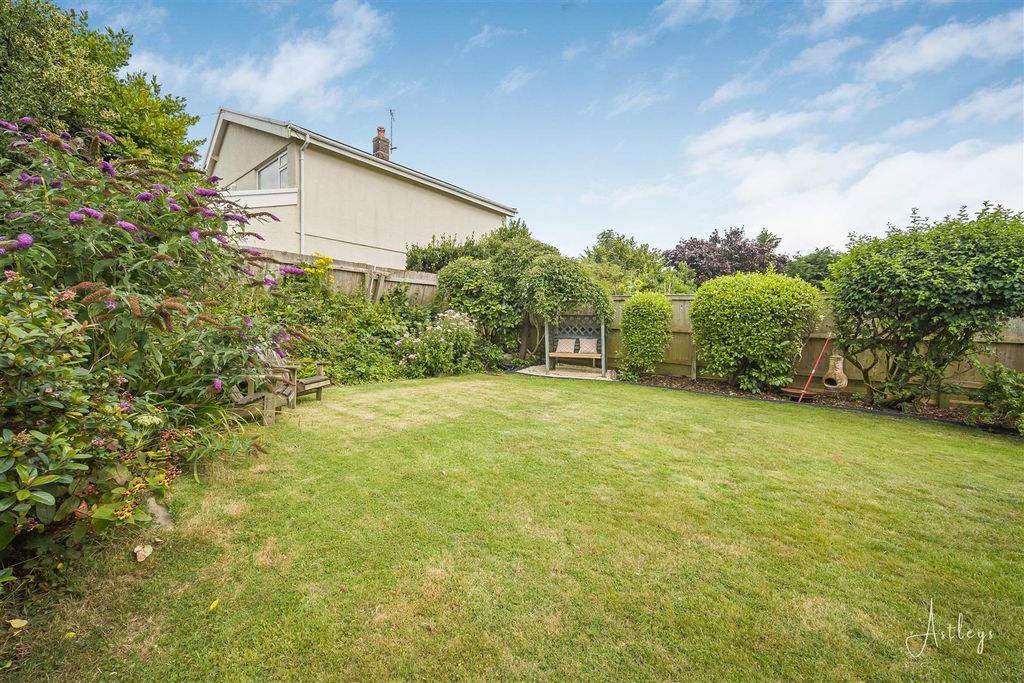 Property photo 3 of 35 Rear Garden