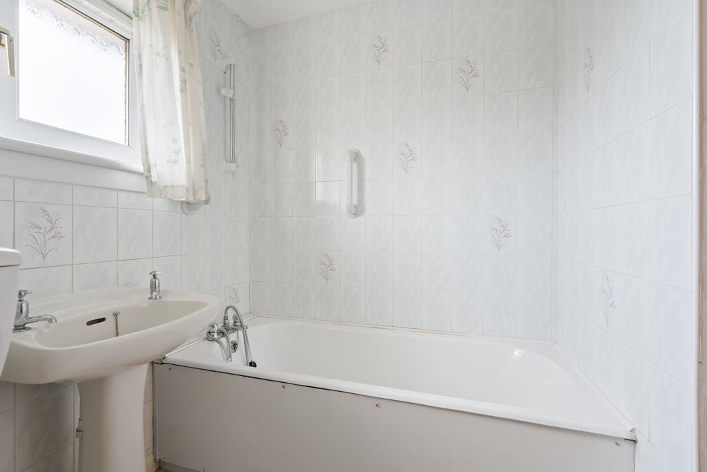 Additional image 18 of 3 bed semi-detached house for sale6 Baberton Mains Grove, Edinburgh EH14