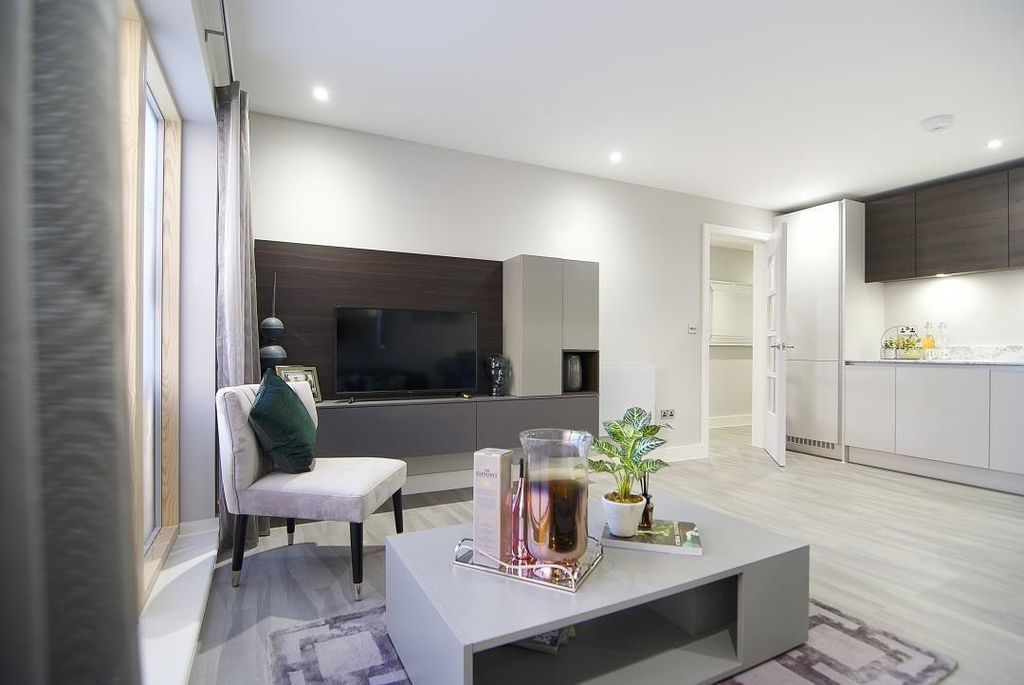 Property photo 2 of 6 Lounge