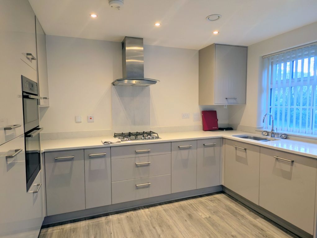 Property photo 2 of 13 Picture No. 03