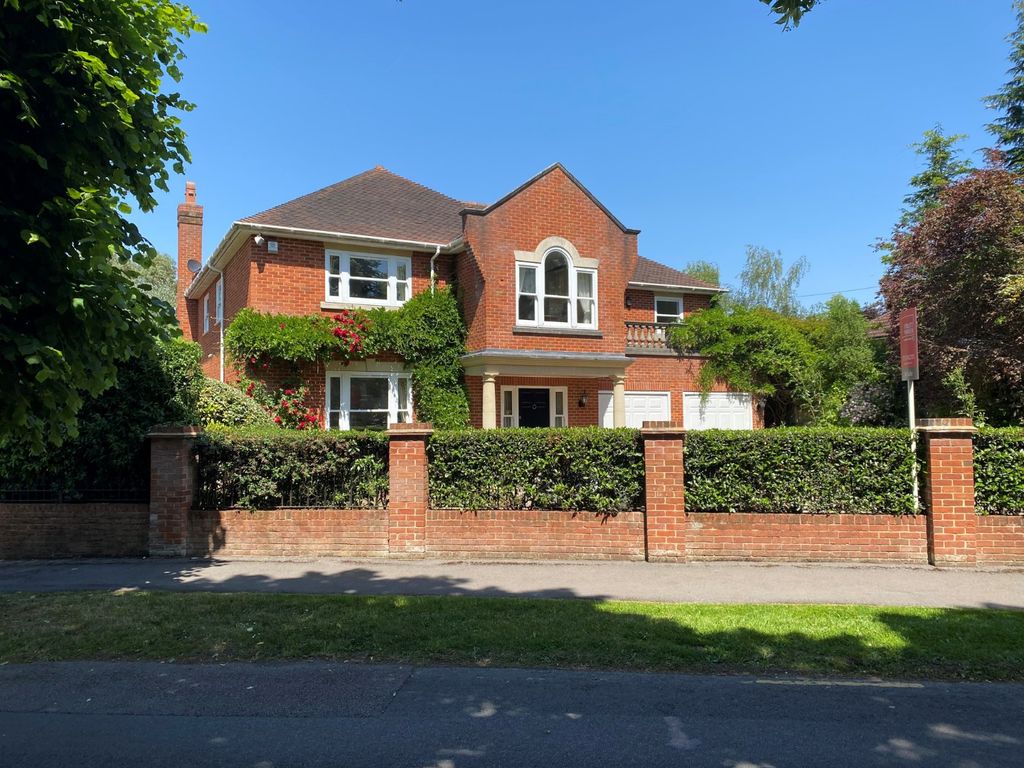 Property photo 1 of 16 Picture No. 21
