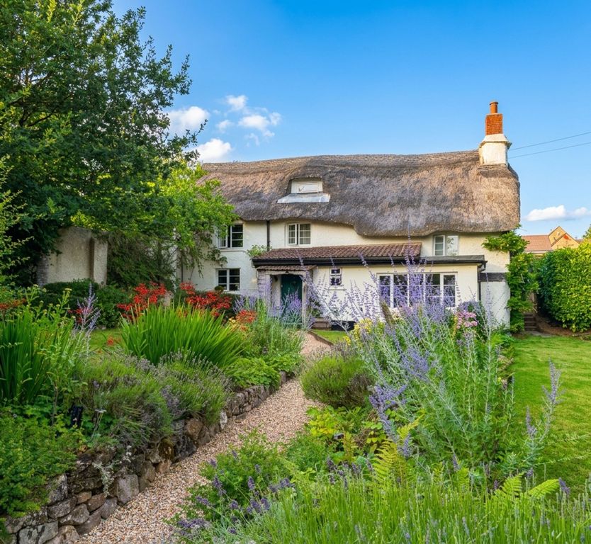 Property photo 1 of 35