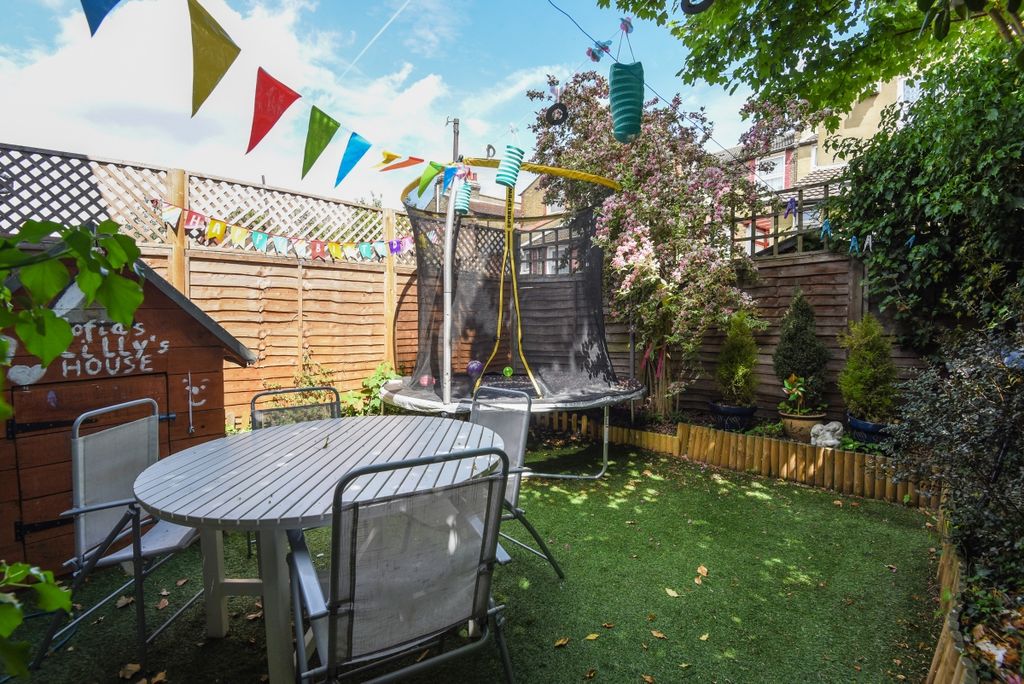 Property photo 3 of 6 187552 (6)