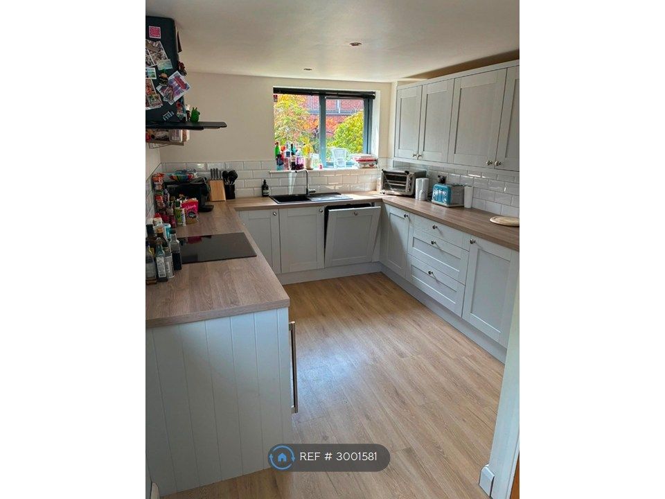 Property photo 3 of 5