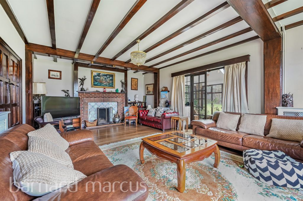 Property photo 1 of 25