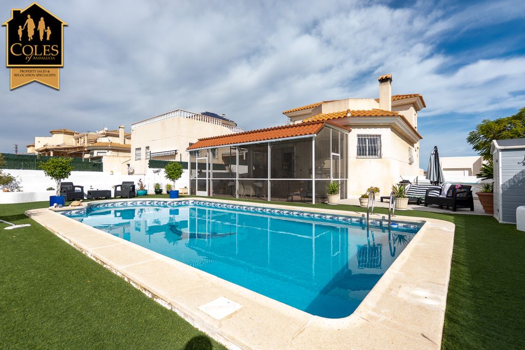 Property photo 1 of 41