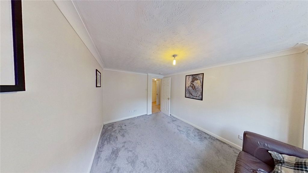 Property photo 3 of 16 Photo 3