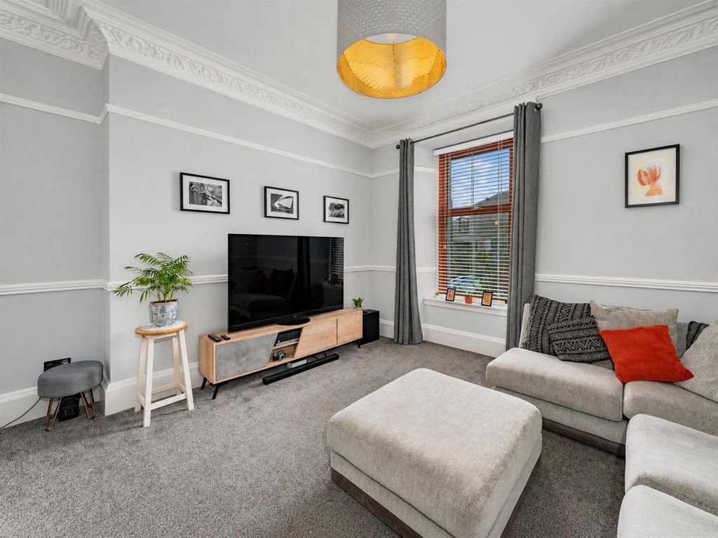 Property photo 3 of 13 47A Baldovan Terrace Dundee-4.Jpg
