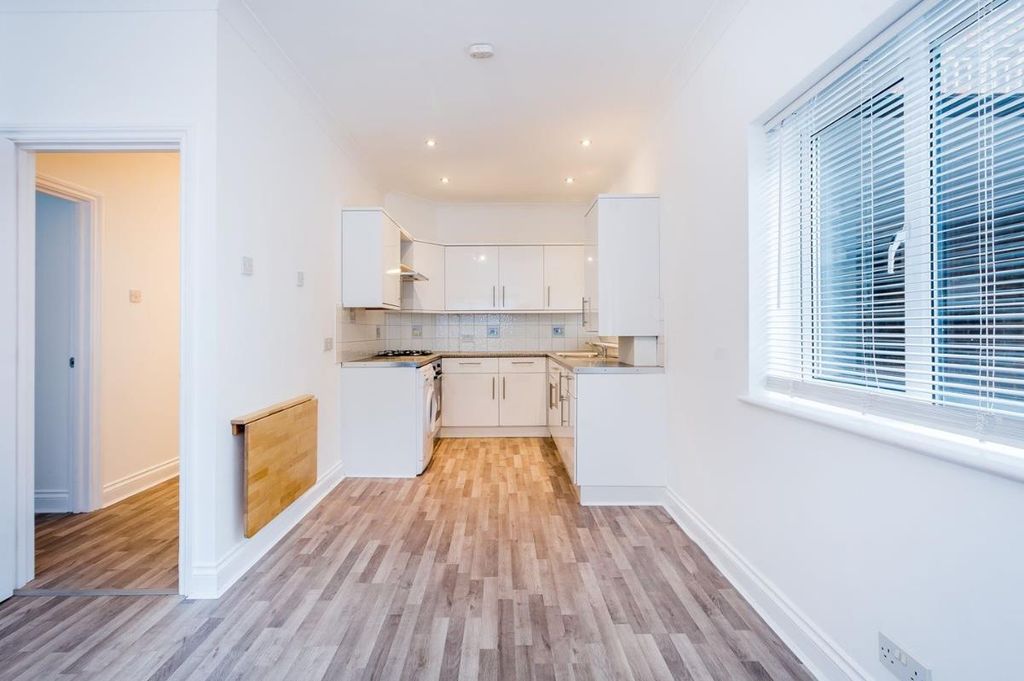 Property photo 2 of 8 Screenshot 2025-12-08 162319.Png