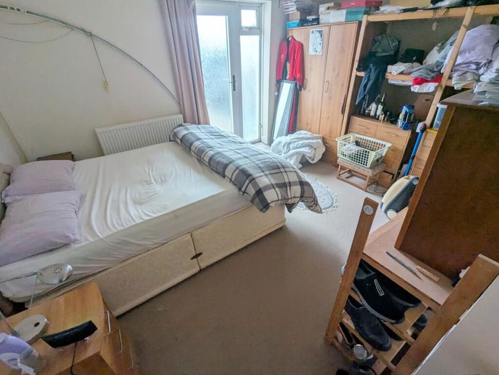Property photo 2 of 4