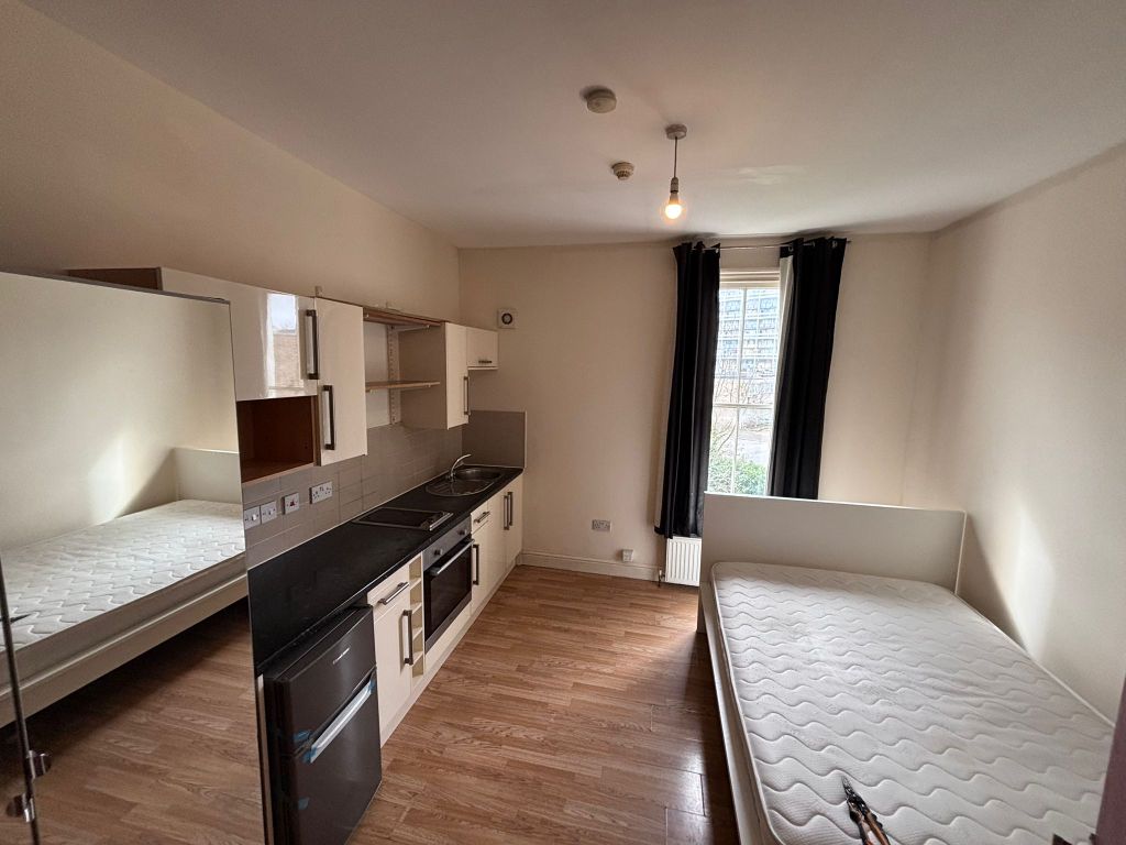 Property photo 3 of 3