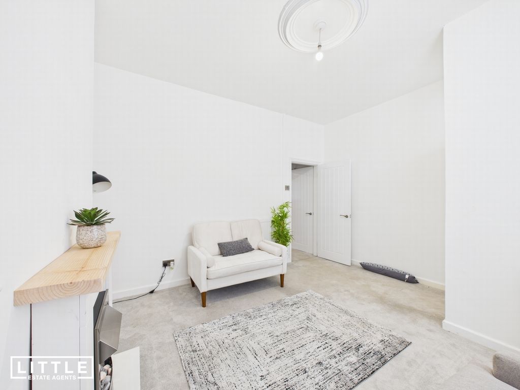 Property photo 3 of 14 Photo 3