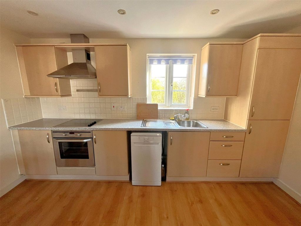 Property photo 3 of 8 Picture No. 08