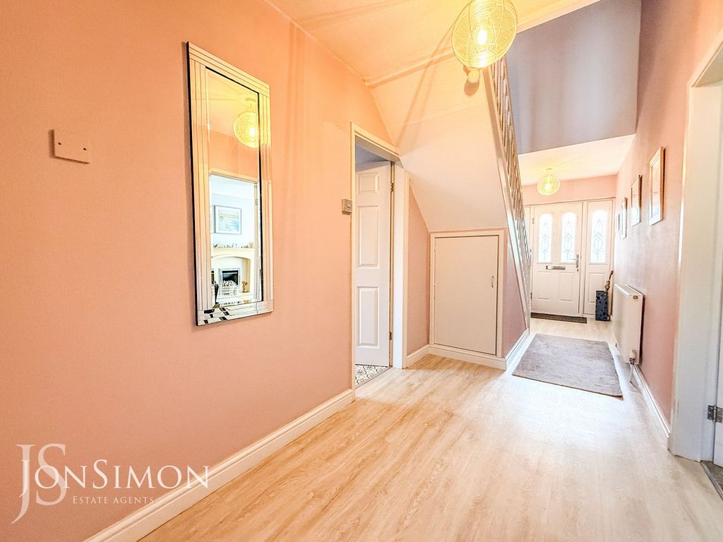 Property photo 2 of 38