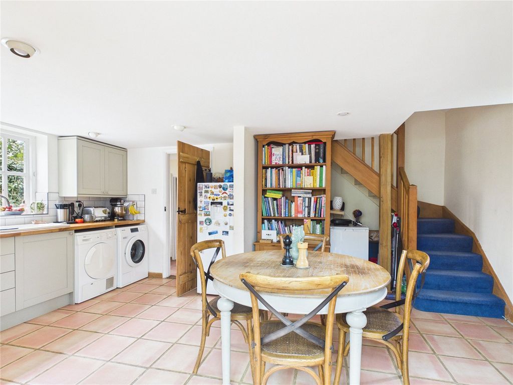 Property photo 2 of 16 Picture No. 03