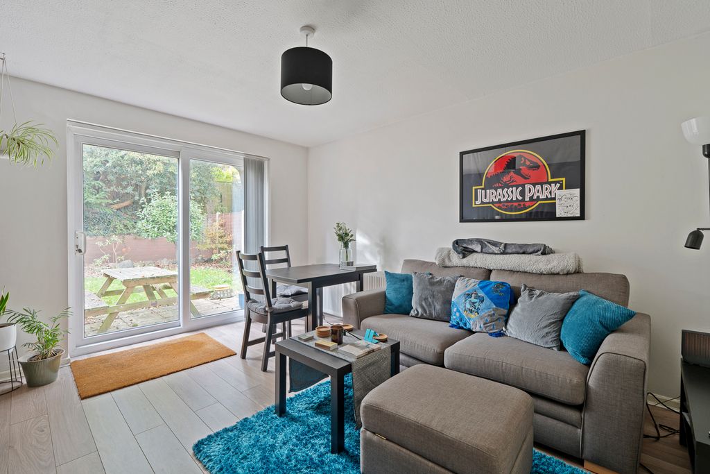 Property photo 3 of 13