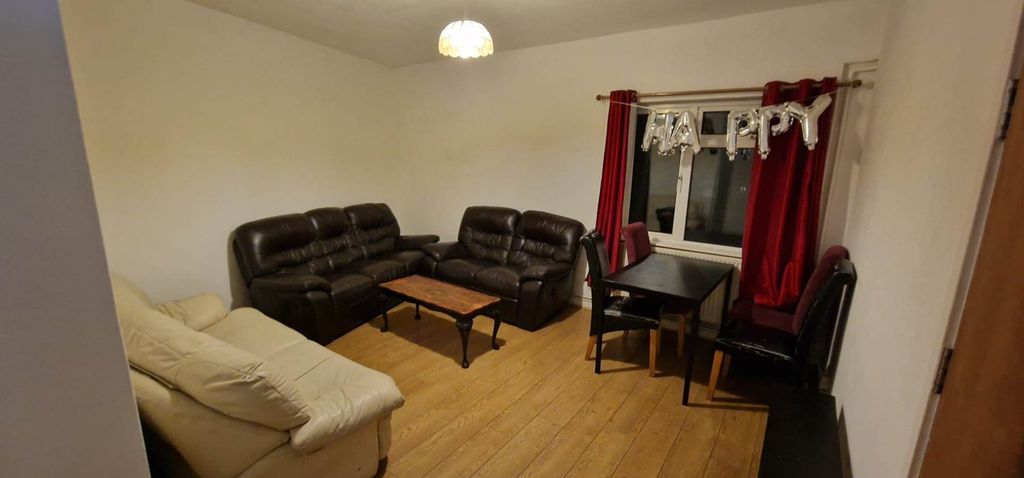 Property photo 1 of 4