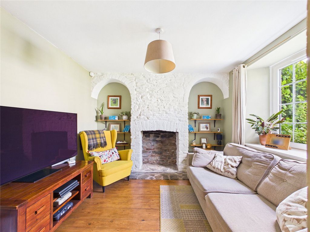 Property photo 2 of 21 Picture No. 22