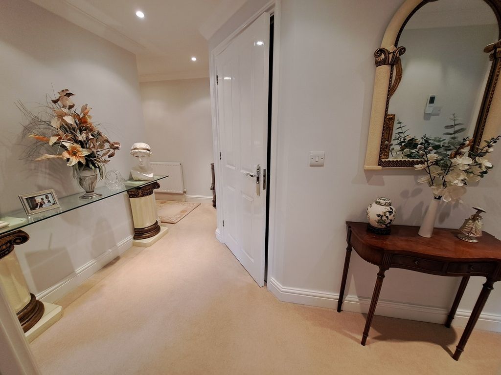 Property photo 3 of 14 Reception Hall