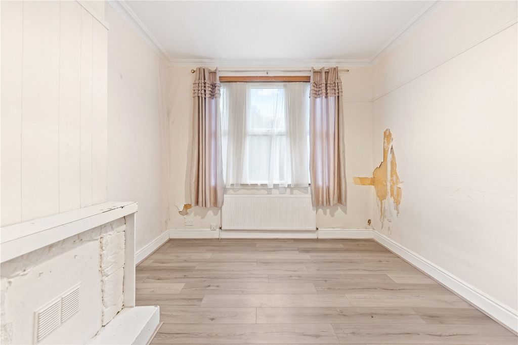 Property photo 3 of 15 Picture No. 03