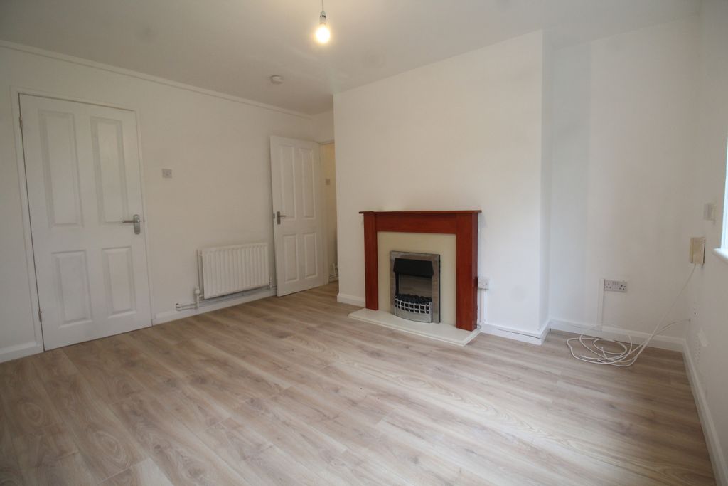 Property photo 2 of 6 Img_9925.Jpg