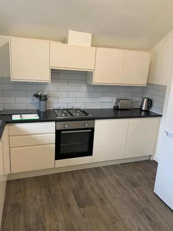 Property photo 3 of 4