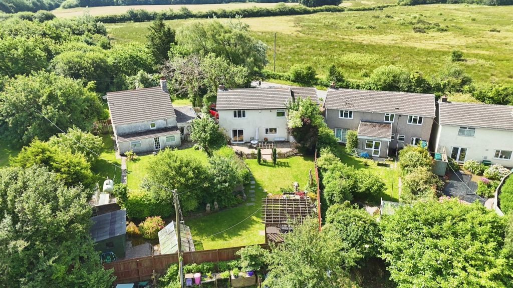 Property photo 3 of 31