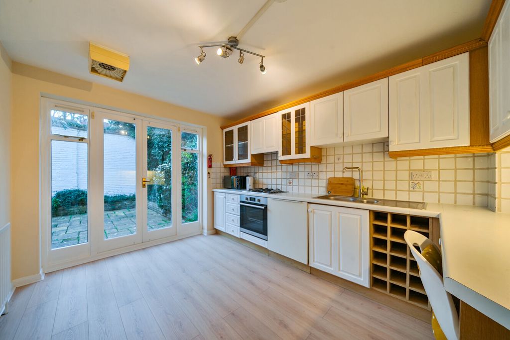 Property photo 2 of 20 1425035-6-69Afb79...