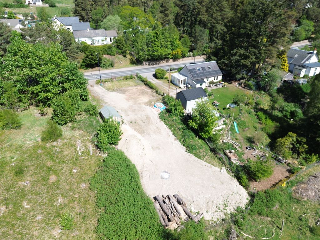 Property photo 2 of 11