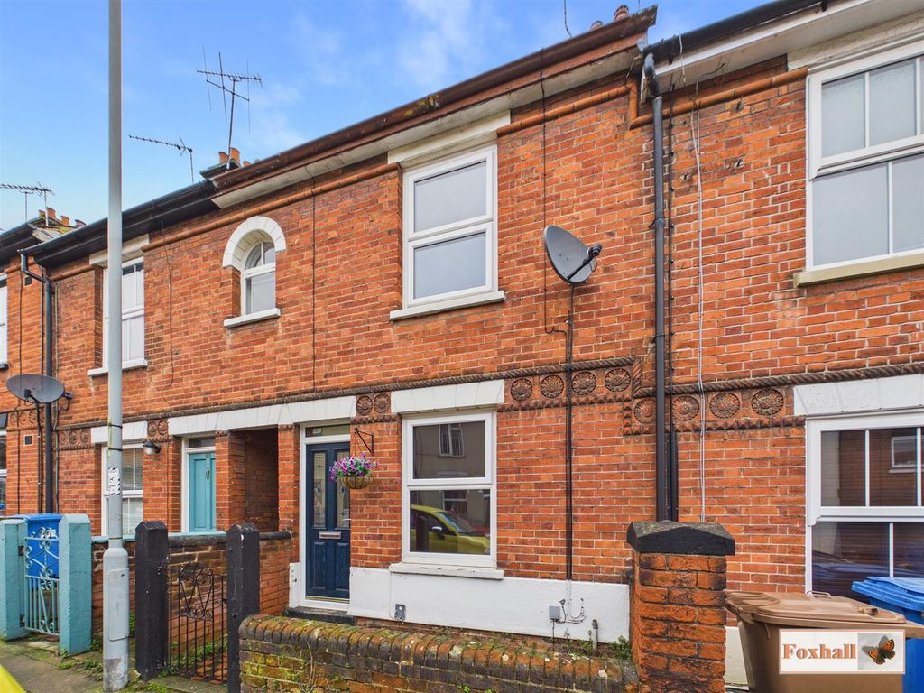 Property photo 1 of 15 Suffolk Road