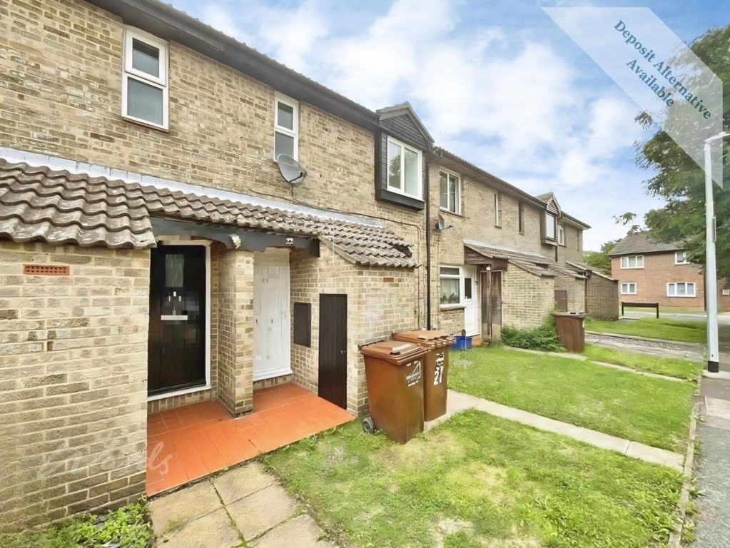 Property photo 1 of 6 Weybridge Front