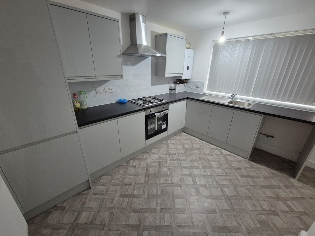 Property photo 3 of 17 Img-20251112-Wa0027