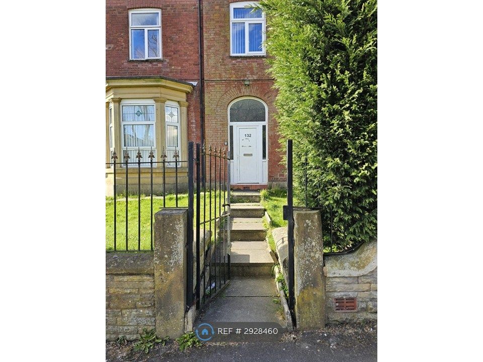 Property photo 2 of 35