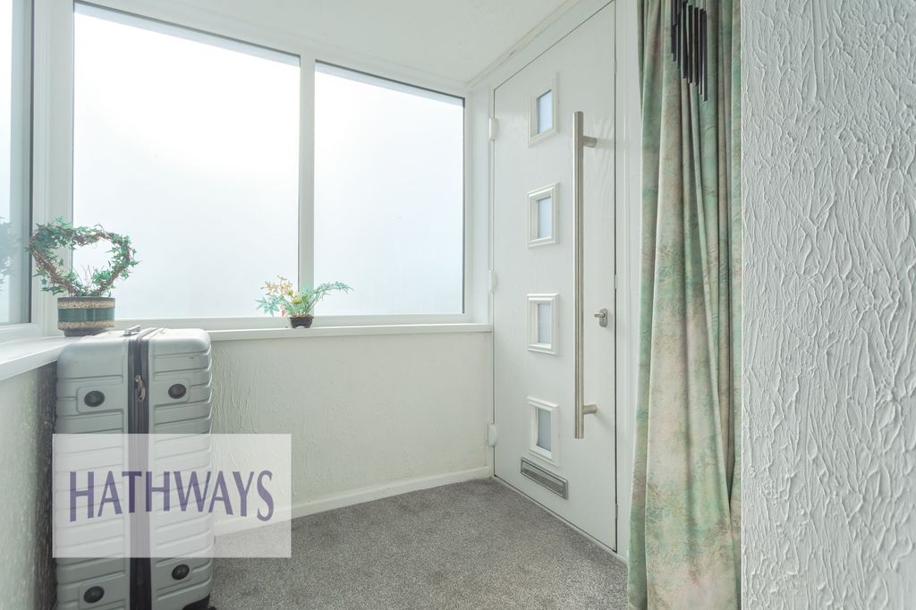 Property photo 3 of 59