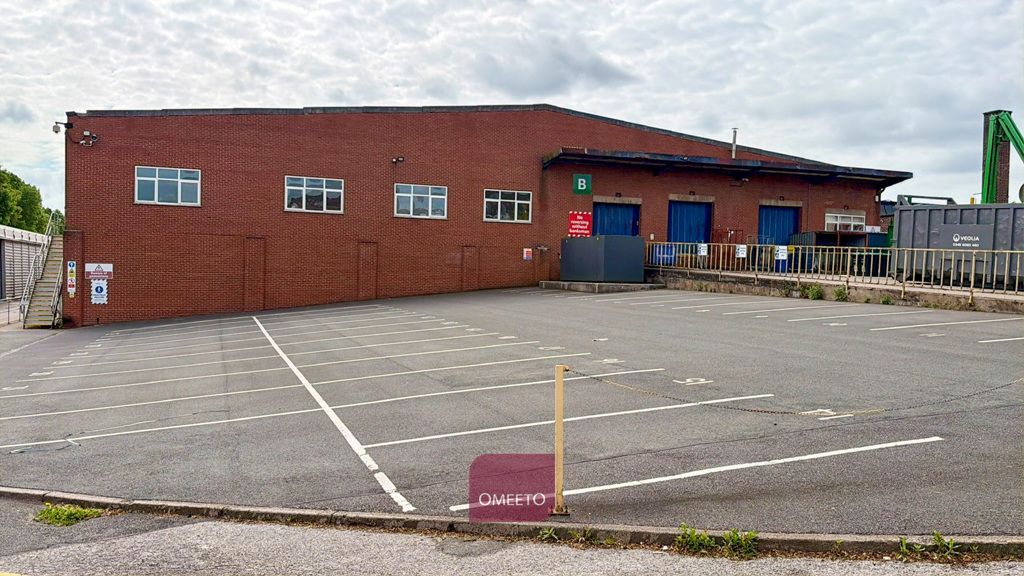 Property photo 1 of 5 Unit For Rent Ilkeston